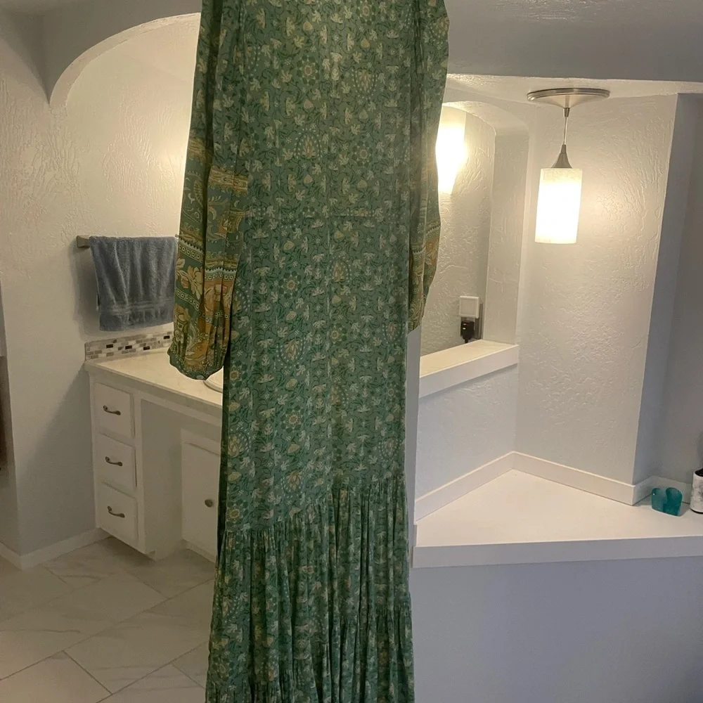 Spell Madame Peacock Gown - Picture 13 of 14